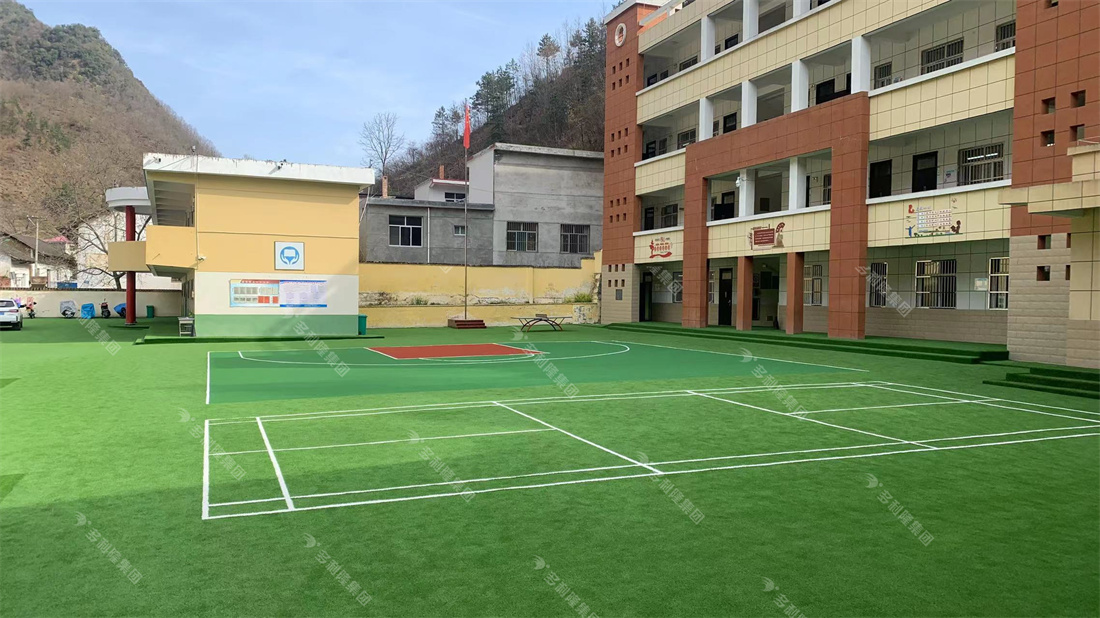 凯发k8免充砂足球草,凯发k8地弹坪